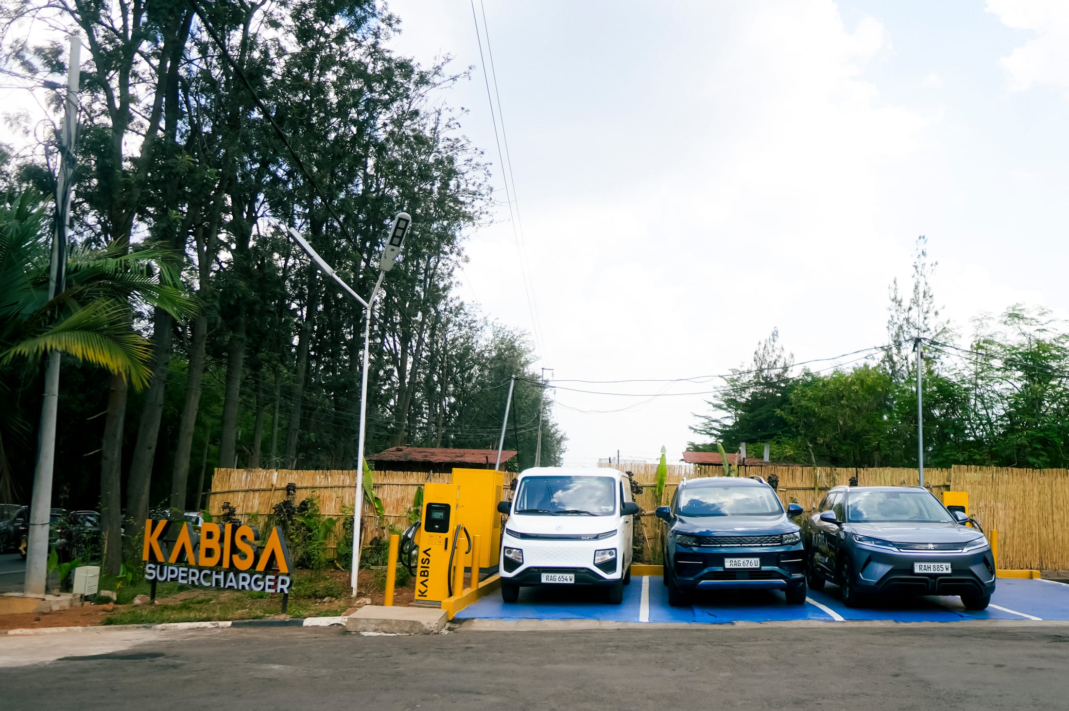 Kabisa Supercharger network